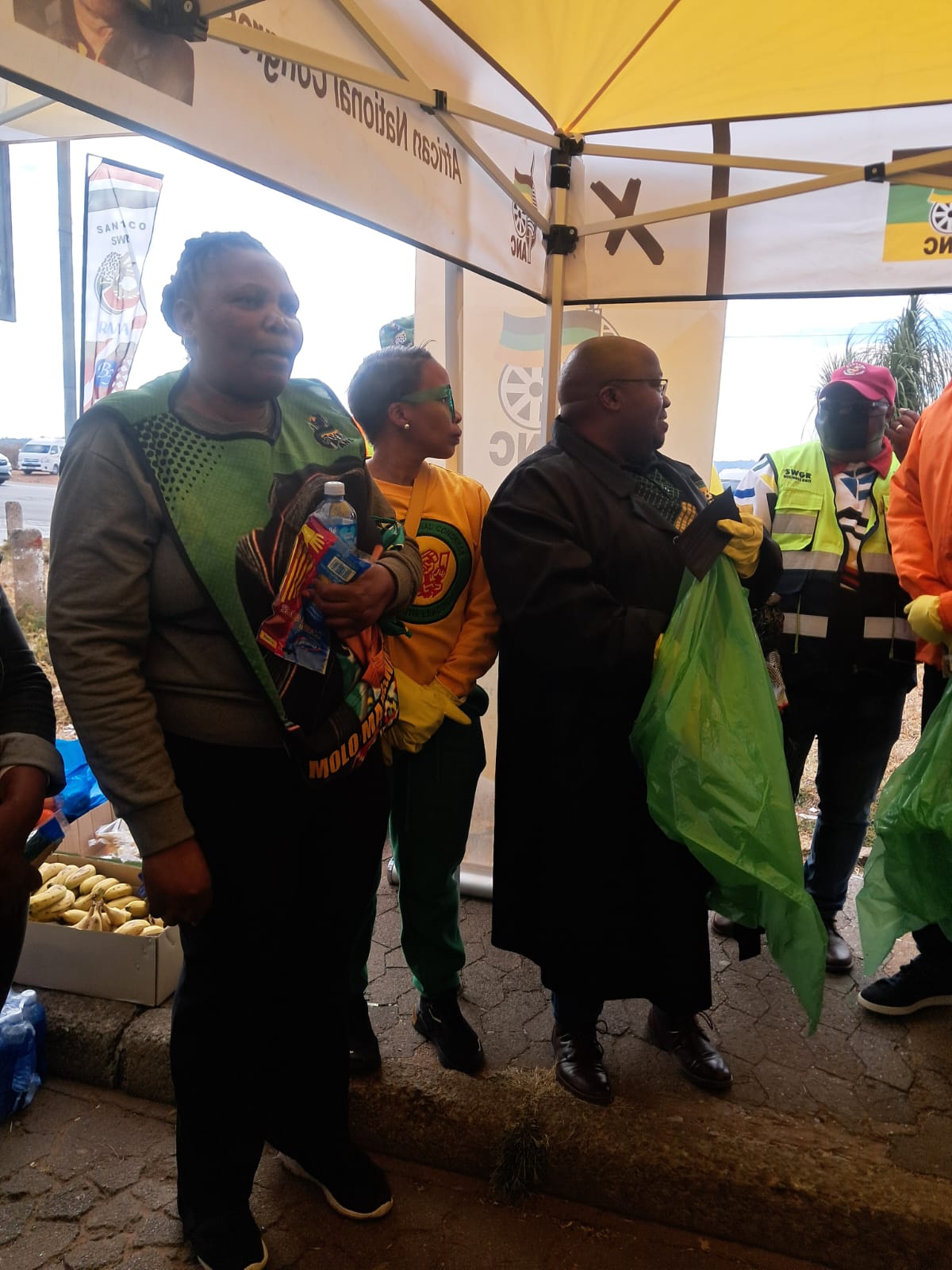 Mandela Day - Volunteer Spirit at Hlokomela Tent